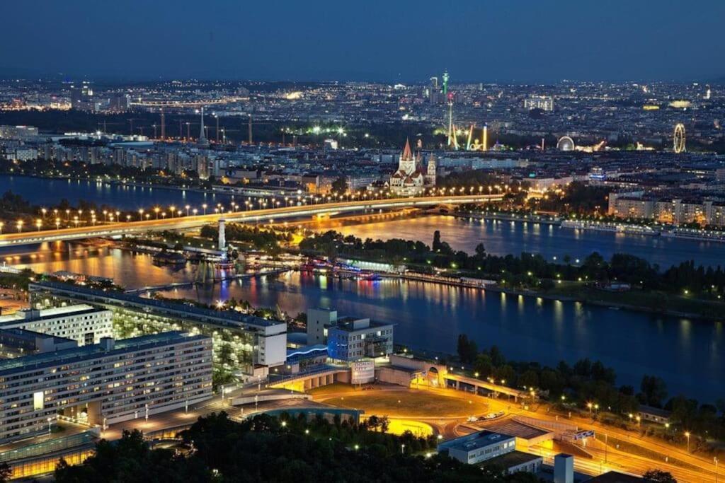 Schoenes Living Am Donauufer Vienne Extérieur photo